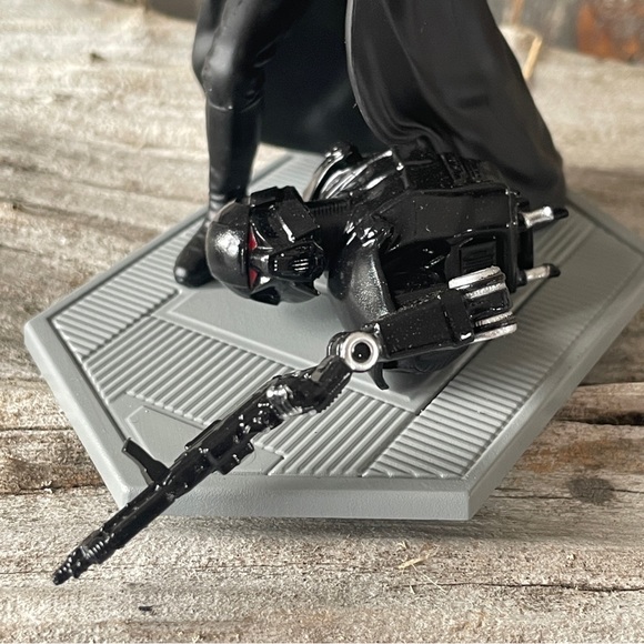 NWT Star Wars, the Mandalorian, a Jedi returns Disney Christmas tree ornament - Picture 5 of 10